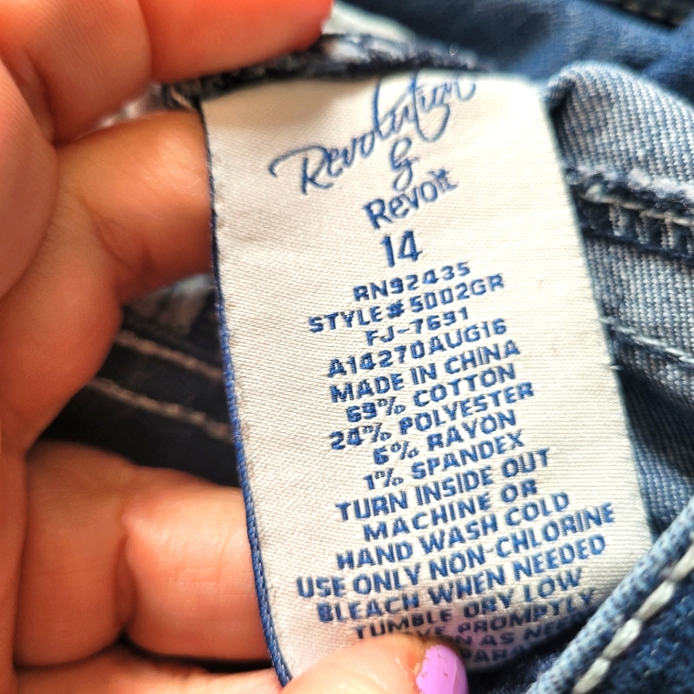 Two skinny jeans - Picture 12 of 16